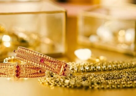 How much gold is selling for today: know the local market rates