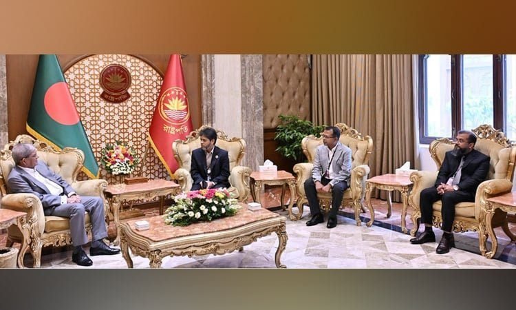 President calls for emphasis on job-oriented and practical education
