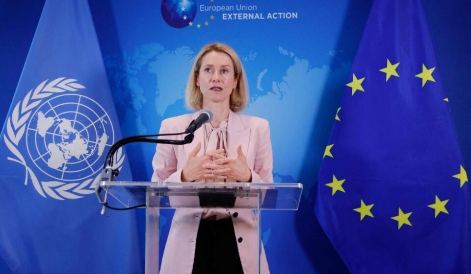EU foreign policy chief urges keeping sanctions on Russia in place