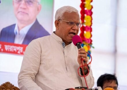 কৃষকই দেশের অর্থনৈতিক সমৃদ্ধির চালিকাশক্তি, বিরামপুরে সমাজকল্যাণমন্ত্রী