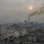 Dhaka's air 'moderate' on holiday, Lahore tops pollution list
