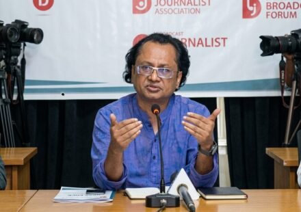 Information adviser stresses media literacy to curb disinformation