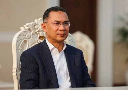 ‘বাংলাদেশ ব্যবসার জন্য উন্মুক্ত’—ওয়াল স্ট্রিটের বিনিয়োগকারীদের প্রধানমন্ত্রী