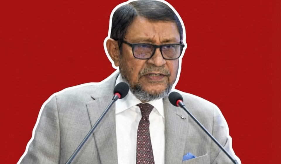 Health minister announces 10 dialysis machines for district hospitals, 50 for medical colleges