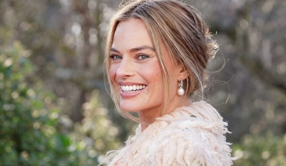 Margot Robbie's 'Neighbours' returning in new form on mobile screens