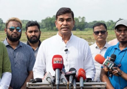 খাল খনন ও তীর রক্ষা বাঁধে মরুকরণ ঠেকানোর উদ্যোগ: পানিসম্পদ প্রতিমন্ত্রী