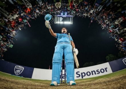 গেইলকে ছাড়িয়ে টি-টোয়েন্টির নতুন রেকর্ড গড়লেন প্রিটোরিয়াস