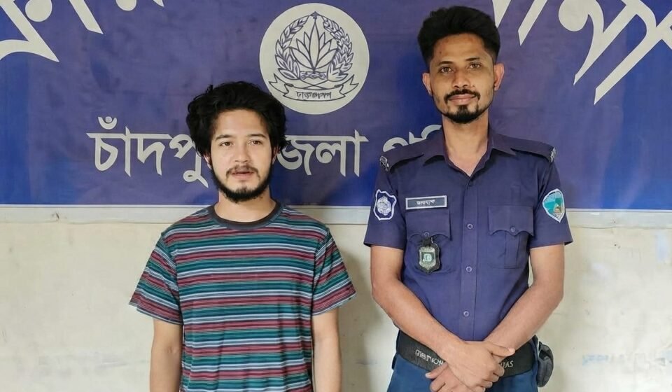 চাঁদপুরের ফরিদগঞ্জে সাইবার হামলার অভিযোগে ছাত্রলীগ নেতা গ্রেপ্তার