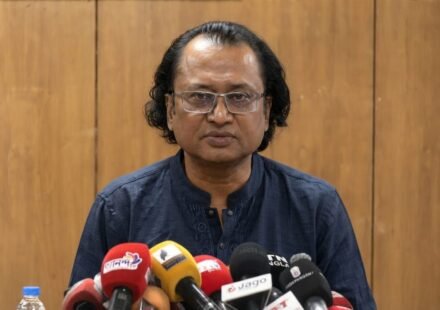 নির্ধারিত দামে এলপিজি না মিললে ব্যবস্থা নেবে সরকার : ডা. জাহেদ