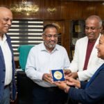 চিংড়ি শিল্প ও গবেষণায় হাত মেলাচ্ছে খুলনা বিশ্ববিদ্যালয় ও টোটাল ফুড
