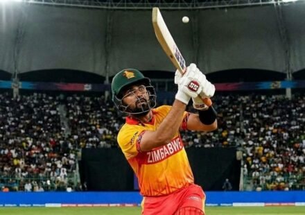এনগারাভা নেই, ত্রিদেশীয় সিরিজে জিম্বাবুয়ের নেতৃত্বে সিকান্দার রাজা; ১৫ সদস্যের দল ঘোষণা