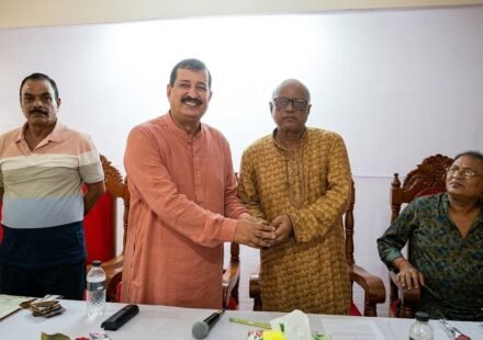 রাজশাহীর ৮৫ মণ্ডপে ২০ হাজার টাকা করে অনুদান, বিশৃঙ্খলা সহ্য না করার হুঁশিয়ারি ভূমিমন্ত্রীর