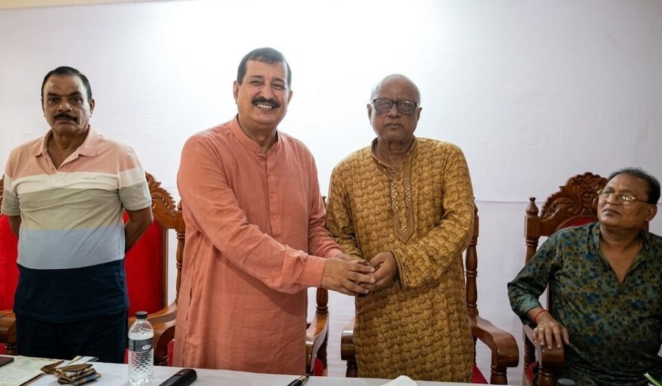 Tk 20,000 grant each for 85 mandaps in Rajshahi, land minister warns disorder will not be tolerated