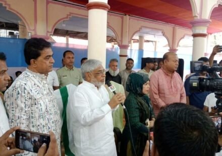 ‘ধর্ম যার যার, রাষ্ট্র সবার’ স্লোগানে নিরাপদ দুর্গোৎসবের প্রস্তুতি নেওয়া হয়েছে: বরকত উল্লাহ বুলু