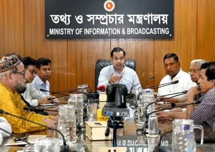 সিনেমা হল বাঁচাতে ১ হাজার কোটি টাকা বরাদ্দের বিষয় খতিয়ে দেখবেন তথ্য প্রতিমন্ত্রী