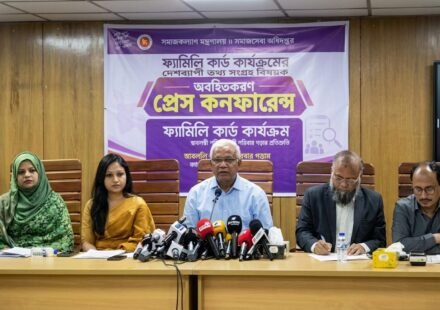 ডিসেম্বরের মধ্যে ৪ কোটি ৪৫ লাখ পরিবারের তথ্য নেবে সরকার, ভাতার লক্ষ্য নতুন ৪০ লাখ নারী