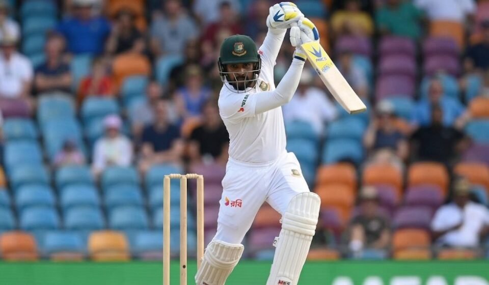 Tigers reach 300 for six to lead by 406 runs in Abu Dhabi