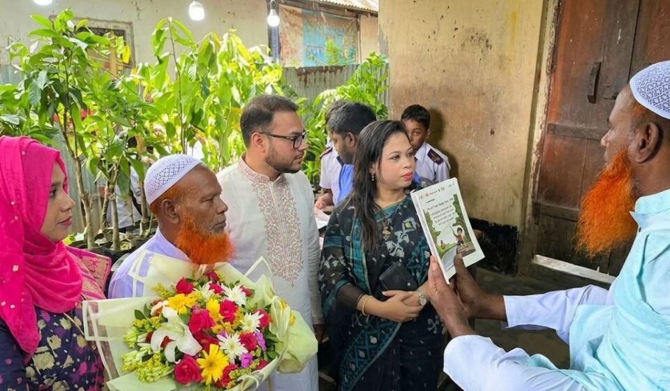 Narsingdi DC pledges support to turn Dukhu Mia's school into a high school