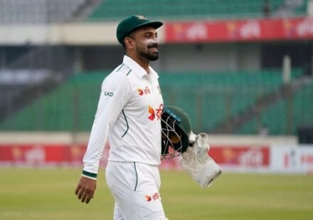 দুই ইনিংসে পঞ্চাশ ছাড়ানো রান ও ৯ ডিসমিসাল, লিন্ডসকে টপকে বিশ্বরেকর্ড লিটনের