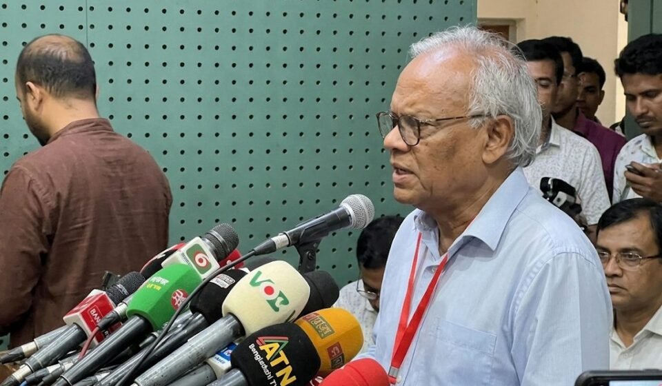 পাচার করা অর্থে বোমাবাজি-নাশকতার ষড়যন্ত্রের অভিযোগ রিজভীর