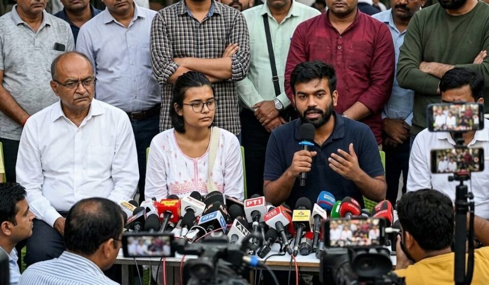 নেহা বোরার ভিডিওবার্তা ঘিরে রাহুল গান্ধীকে নতুন করে আক্রমণ বিজেপির