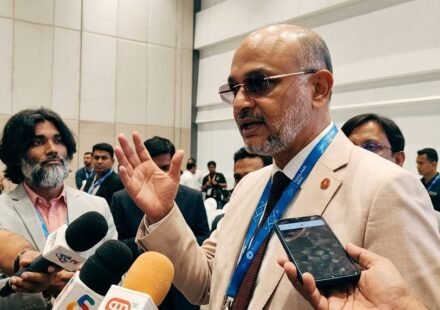 রাজস্ব প্রবৃদ্ধি ১২-১৩ শতাংশে উঠেছে, ব্যাংককে জানালেন অর্থ উপদেষ্টা তিতুমীর