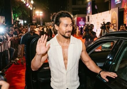 অগ্রিম ৫০ হাজার রুপি আর ইনস্টাগ্রামে নজরদারি—টাইগার শ্রফের ওপর হামলার নেপথ্যে