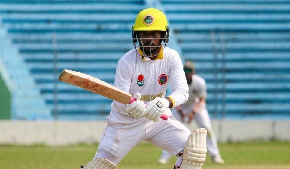 Naim leaves the field after 462 minutes of batting for unbeaten 202