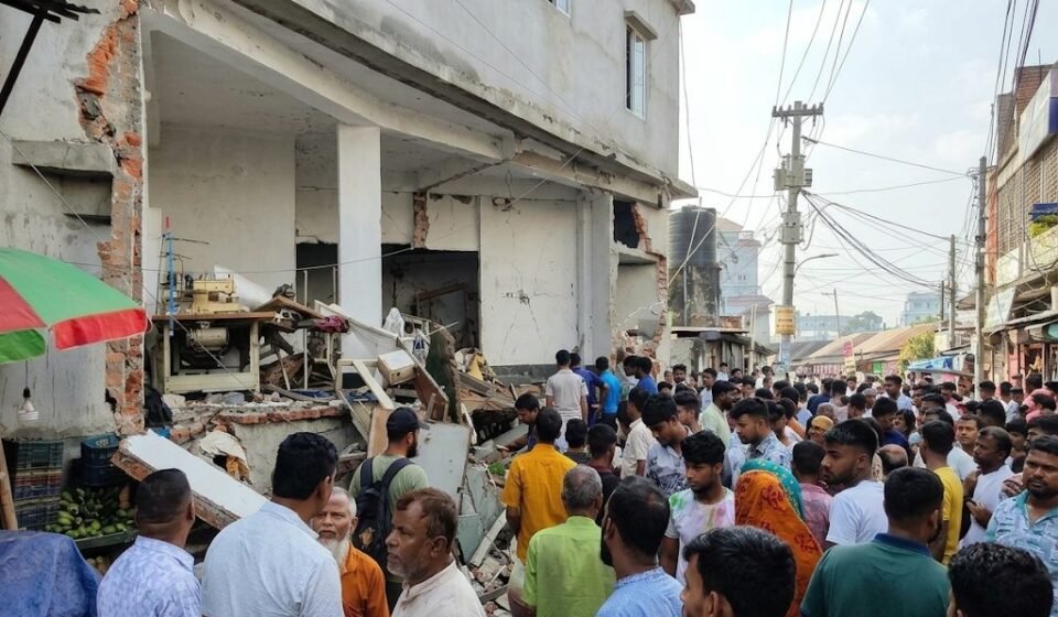 Garment worker killed as septic tank of under-construction building explodes in Gazipur